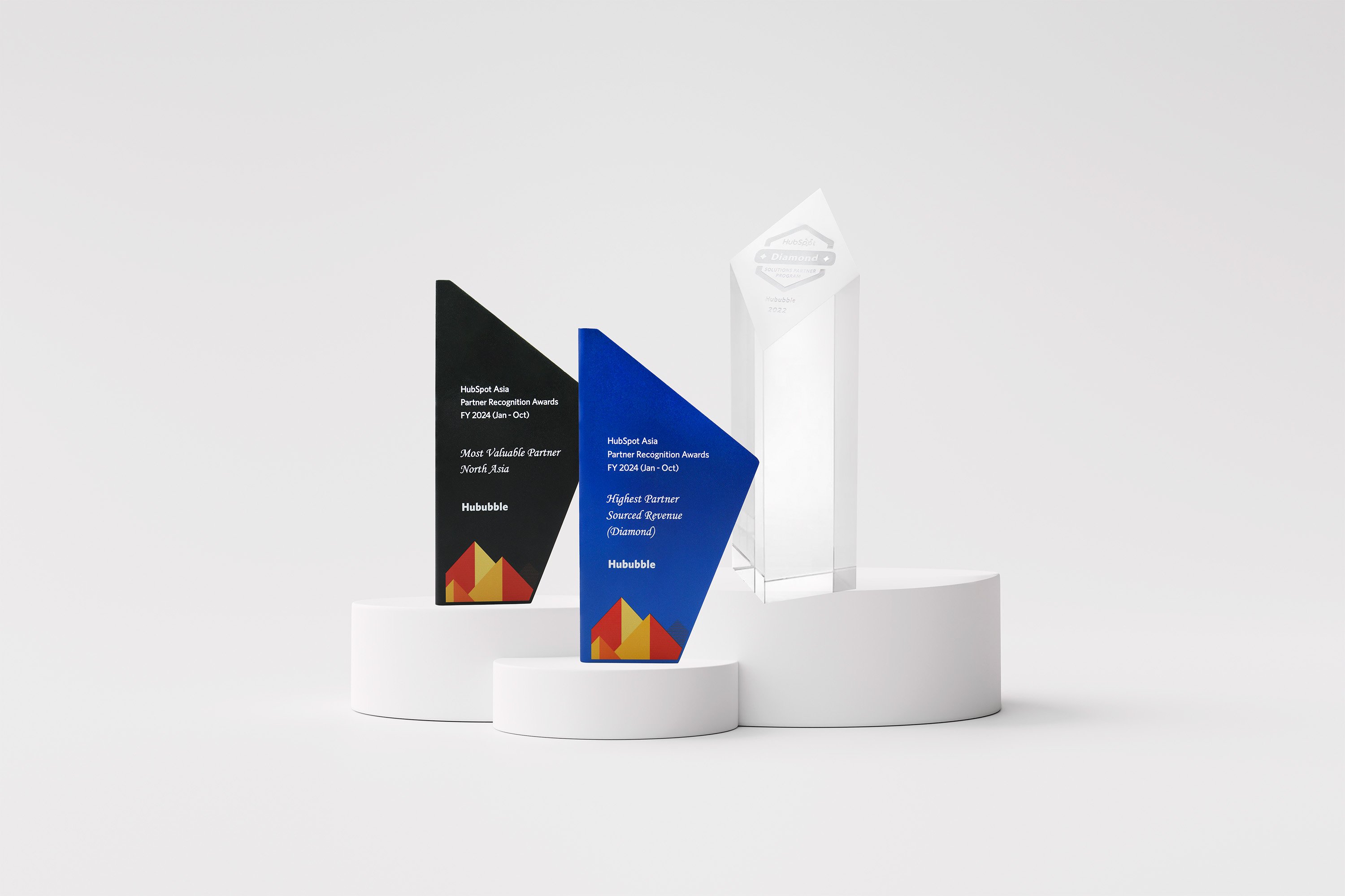 news-hero-banner-decor